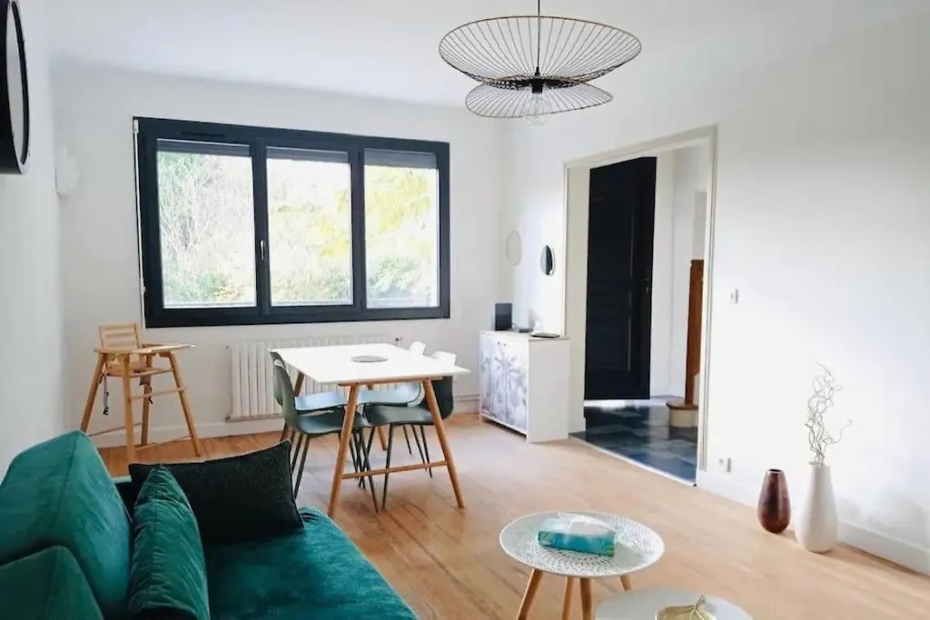 Agreable Maison De Ville Avec Terrasse Au Calme Condom