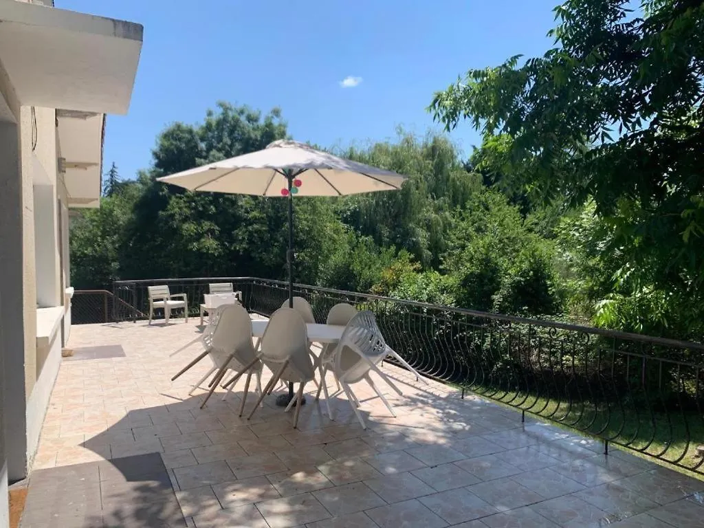 Agreable Maison De Ville Avec Terrasse Au Calme Condom France